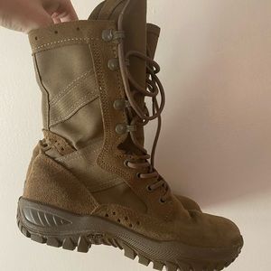 Belleville army combat light assault boot